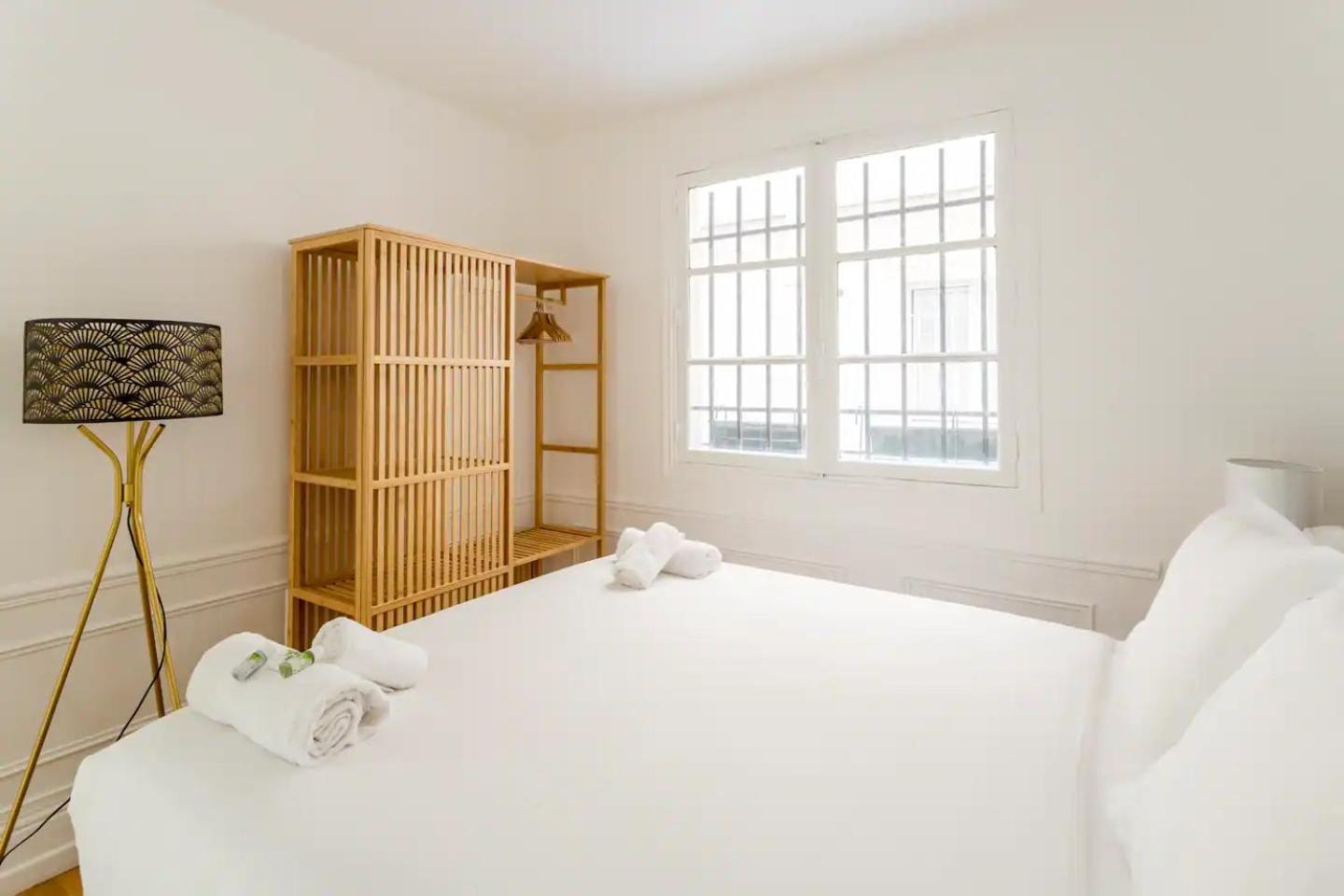 8P - 3Br Le Marais Spacious - Central - Historic Apt Parijs Buitenkant foto