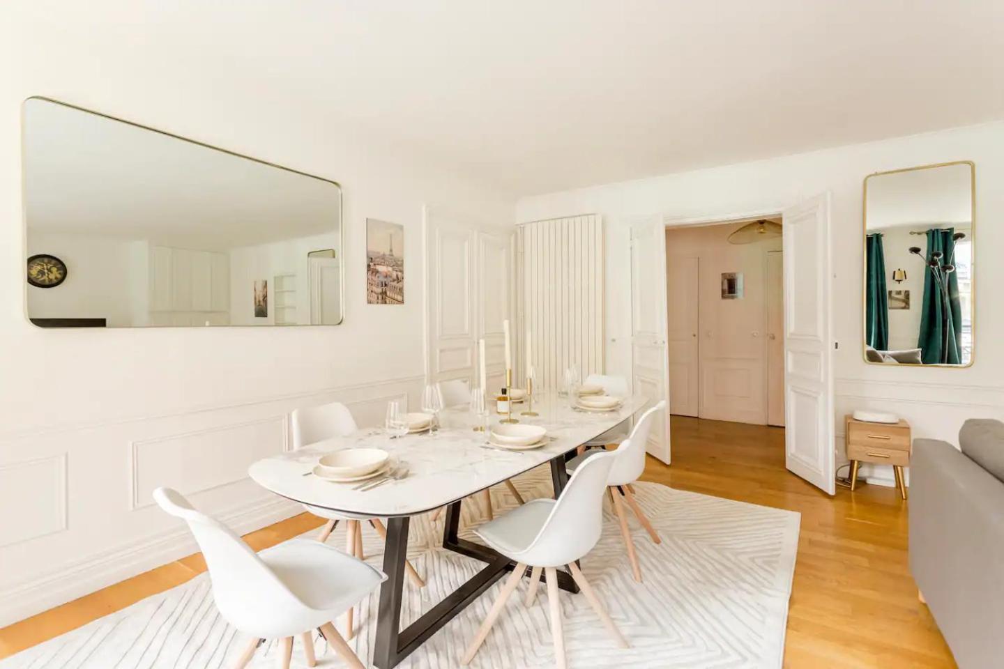 8P - 3Br Le Marais Spacious - Central - Historic Apt Parijs Buitenkant foto